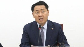 김관영 “文정부 미세먼저 대응 朴정부보다 나아진게 없어”