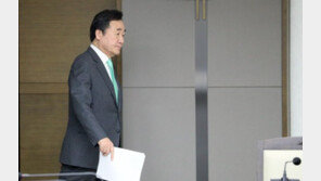 이낙연 총리 “경제 성적 좋지만 체감 못해…비상한 각오로 대처”