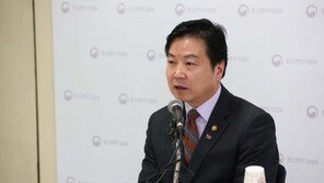 홍종학 장관 “中企, 한류와 연결 못해 아쉬워…‘민간주도’ 흔들림 없다”