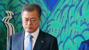 文대통령, 8일 7곳 안팎 중폭 개각…진영 확실시, 우상호 미지수