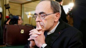 佛, 피해자 성유린 고백 듣고도 경찰에 신고 안한 추기경 ‘유죄’