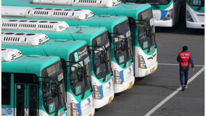 오산 버스파업… 18개 노선 승객 큰 불편