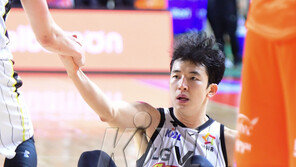 강병현에 대한 현주엽 감독의 애정 “병현이 수비상 탈만하지 않나요?”