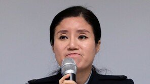 박소연 케어대표, 후원금 3700만원 개인 보험료 납부 정황