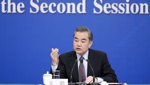 中 왕이  “화웨이에 대한 美조치는 정치적 억압”