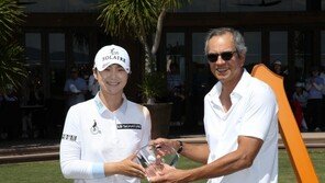 박성현, 필리핀 프로골프투어 첫 우승컵