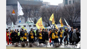 “핵 발전소 이제 그만”…후쿠시마 원전사고 8주기 ‘탈핵 집회’