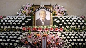 문동환 목사 별세에 범진보 애도 물결…“민주화운동 대부 타계”