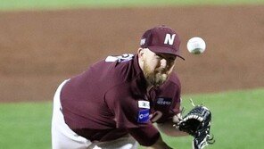 에릭 해커, 국내 에이전시와 계약…KBO리그 복귀 도전