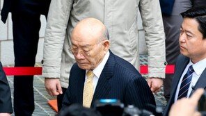 전두환 ‘5·18 재판’ 시작…23년만에 다시 피고인 신분