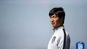 U-20 정정용 감독 “이강인, 월드컵 가능하다면 삼고초려라도…”