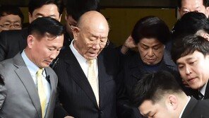 또박또박 답변에 신경질 전두환 씨, 알츠하이머 맞나