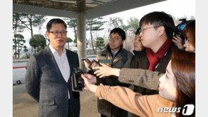 김연철 통일장관 후보자 “정세변화, 면밀히 지켜볼 부분 적지않아”
