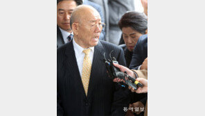 檢 ‘헬기사격 美대사관 문건’ 제시… 全씨측 “조종사는 부인”