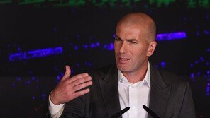 ‘컴백’ 지단 감독, 레알 마드리드의 구세주 될까