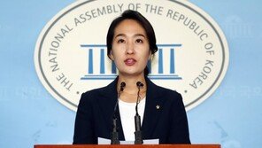 나경원 연설에 바른미래 “싸구려 비판…보이콧·망언 근성 버려야”