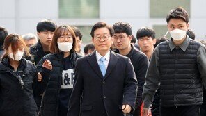 이재명 비난한 친형 가족, 불리한 질문과 추궁엔 ‘모르쇠’