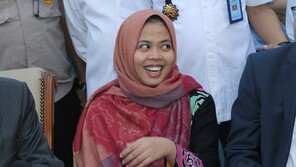 말레이시아 총리 “김정남 살해용의 인니女 법에 따라 석방”