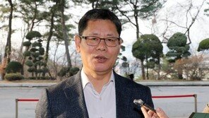 김연철 후보자 “정치 비평에서 정제되지 못한 표현에 사과”