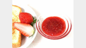 ‘유통기한 변조’ 딸기잼 등 3억 원어치 판매한 식품업자 구속