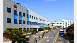 대우조선 노조, 거제 시장실 한때 점거 “매각 찬반입장 밝혀라”