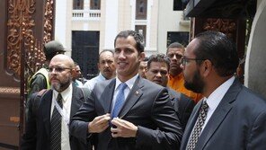 베네수엘라 국영석유회사 시설에서 화학물질 저장탱크 폭발