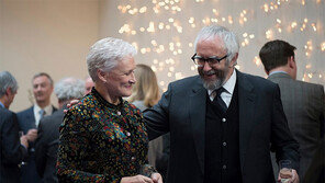 [눈과 귀가 즐거운 문화생활]영화 더 와이프 外