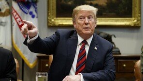 트럼프, 상원 통과 비상사태 저지 결의안에 “거부” 천명