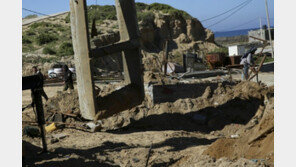 가자에서 이스라엘 중부까지 로켓포 발사,  긴장 고조