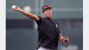 ‘또 홈런’ 강정호, 시범 5호포…최지만, 1안타 1타점