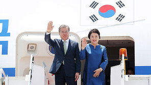 文 대통령 앙코르와트 방문…“복원에 최선 다해야”