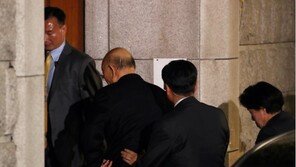 전두환 추징금 환수, 대법 ‘명의신탁’ 결론에 달렸다