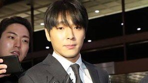 최종훈, 21시간 조사 마치고 귀가…“‘경찰총장’, 나와 관계없다”