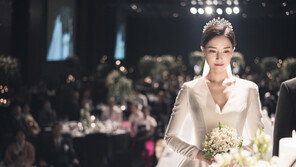 ‘3월 신부’ 공현주, 결혼식 사진 공개…“예쁘게 모습 보여드릴 것”