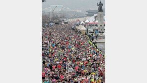 3만8500명 심장소리, 서울의 봄 깨웠다