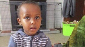 테러범에게 달려간 3세 소년…장례도 못 치른 가족들