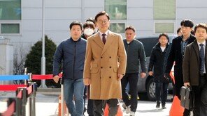 이재명 친형에 조증약 준 의사 “글이 날아다녀 약 줬다“