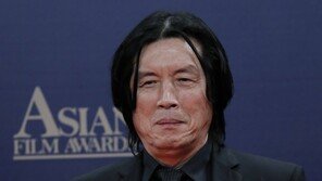 ‘버닝’ 이창동, 아시안필름 어워드 공로·감독상…박서준·김재중도 수상