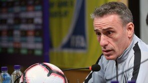 벤투 감독 “이강인, 뭔가 하고픈 의지 상당하다”