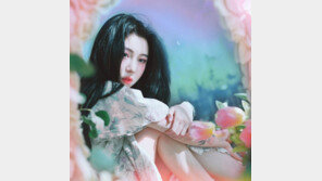 백예린, 2년 3개월 만에 컴백…미니앨범 차트 상위 랭킹