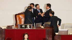 외신 기자들, 민주당 논평 비판 성명 잇달아