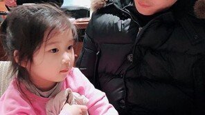 ‘기성용♥’ 한혜진 딸 공개…영국서 생활하며 폭풍성장