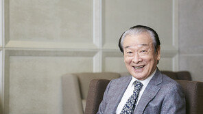 이순재 “후배 김명민, 연기를 위해 자신을 버리는 배우”