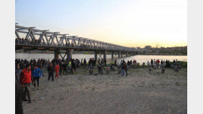 이라크 티그리스강서 ‘정원 초과’ 유람선 침몰…최소 83명 사망