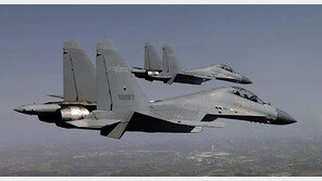 中 공군, 젠-16 전투기 128대 실전 배치…“최종 316대 생산”