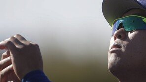 류현진 “개막전 선발 아무도 몰라, 들은 얘기도 없고…”