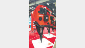 진동리퍼 제조 ‘글로벌 강소기업’ “기술 카피 문제에 정부가 나서야”