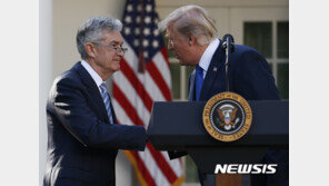 트럼프, 연준 이사에 대선캠프 경제고문 출신 지명