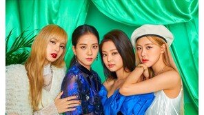 블랙핑크, K팝 그룹 최초 유튜브 구독자 2000만명 돌파…美 빌보드 조명