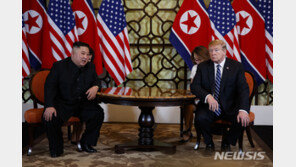 ‘北, 괌 전략자산 철수 요구’ 해석 분분…“협상카드” vs “생뚱”